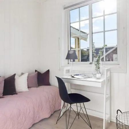 Lys Og Sentral Leilighet Med Terrasse Og Hage *